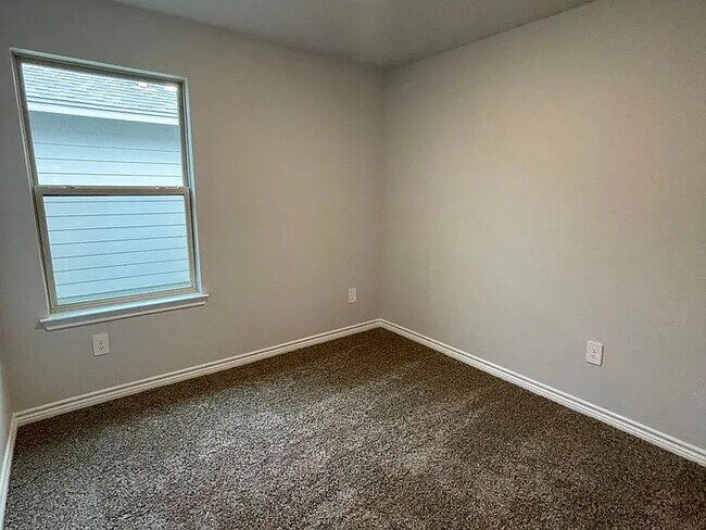 Building Photo - 2317 Restful Ln