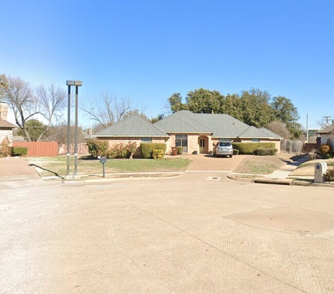 Primary Photo - 3728 Marlborough Ct