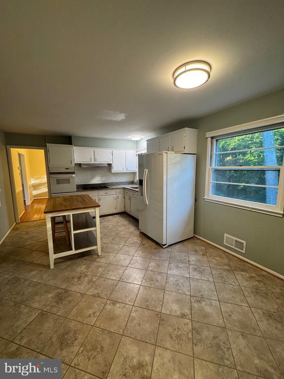 Building Photo - 4222 Braeburn Dr