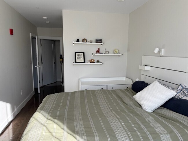 Building Photo - 434 McGrath Hwy