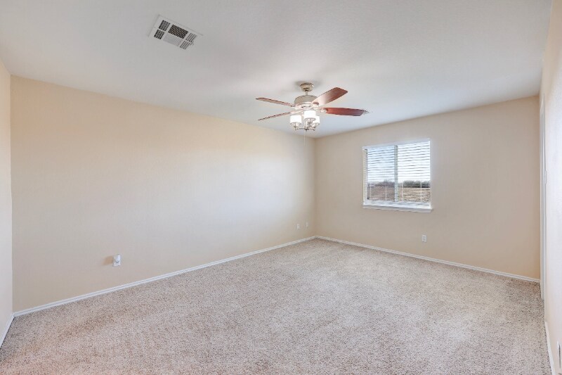 Building Photo - 1005 Easy Cove