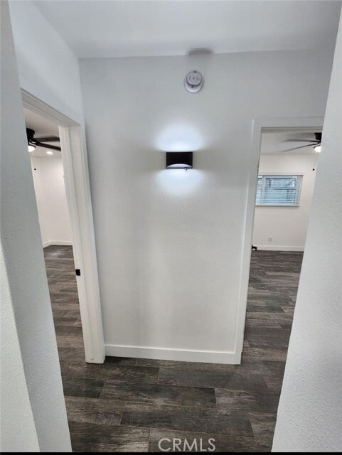 Building Photo - 714 W 95th St