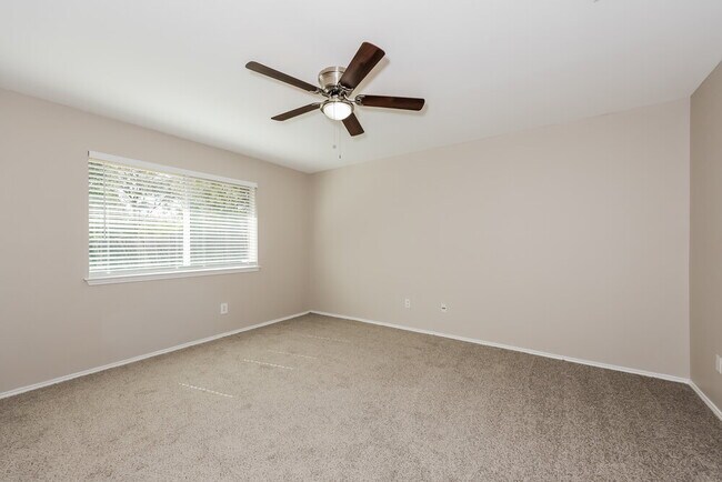 Building Photo - 2612 Pearl