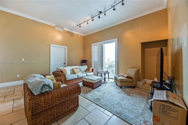Building Photo - 7270 SW 88th St