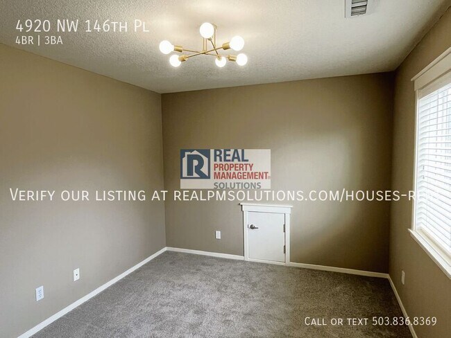 Building Photo - 4920 NW 146th Pl