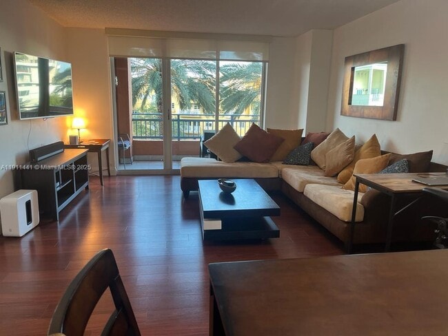 Building Photo - 90 Alton Rd