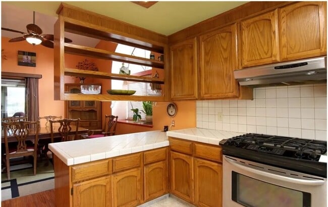 Building Photo - 922 Cossa Ct
