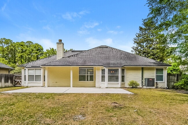Building Photo - 1821 Weston Cir
