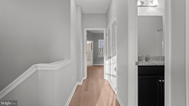 Building Photo - 2231 Evin Dr