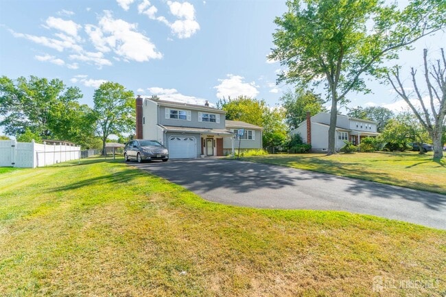 Building Photo - 4 Oakey Dr