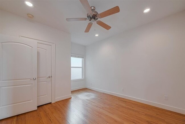 Building Photo - 5338 Fayette St