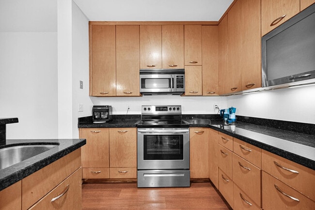 Building Photo - 21385 Marina Cove Cir