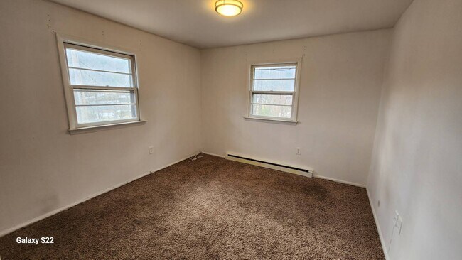 Building Photo - 7 Denman Mountain Rd