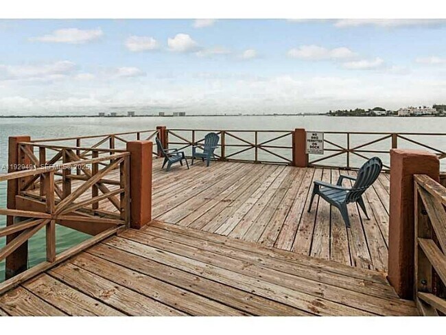 Building Photo - 1865 79th Street Causeway