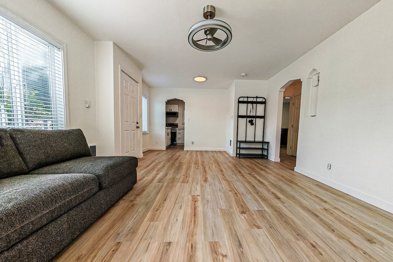 Building Photo - 1007 N 1st St