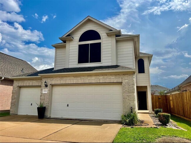 Primary Photo - 10511 Rustling Villas Ln