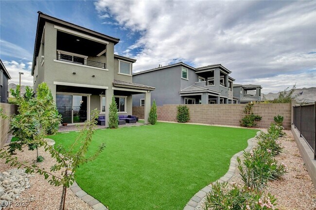 Building Photo - 318 Wind Poppy St