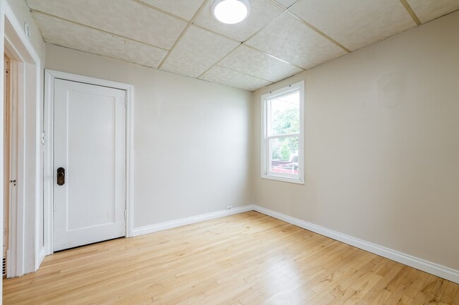 Building Photo - 2526 1st Ave N