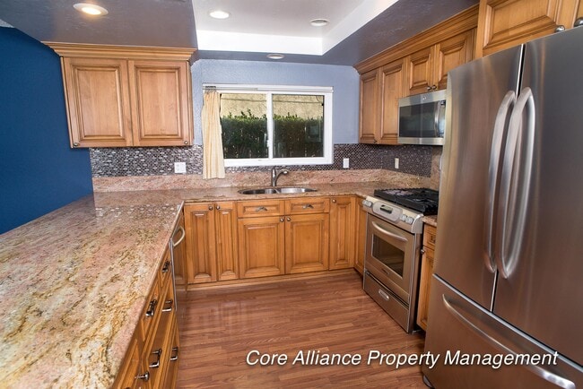 Building Photo - 23119 Valerio St