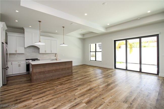 Building Photo - 7972 Cordoba Pl