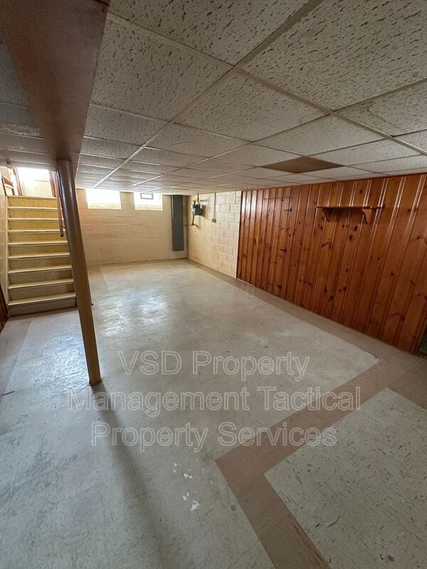 Building Photo - 10301 Granger Rd