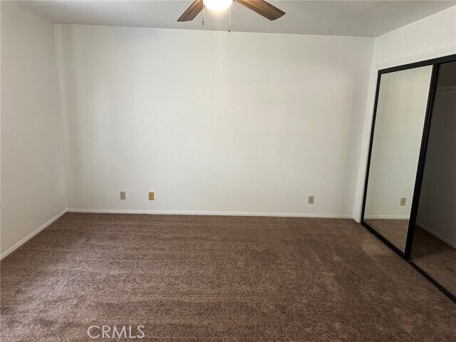 Building Photo - 27535 Lakeview Dr