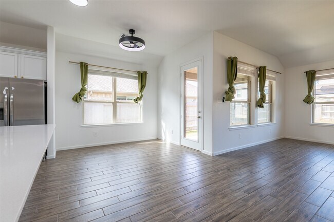 Building Photo - 15023 Mulberry Hallow St