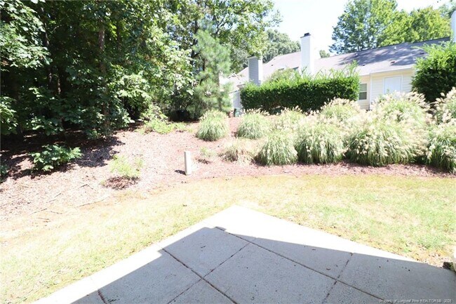 Building Photo - 310 Riverwalk Cir