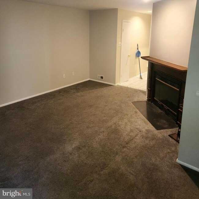 Building Photo - 604A Cypress Point Cir