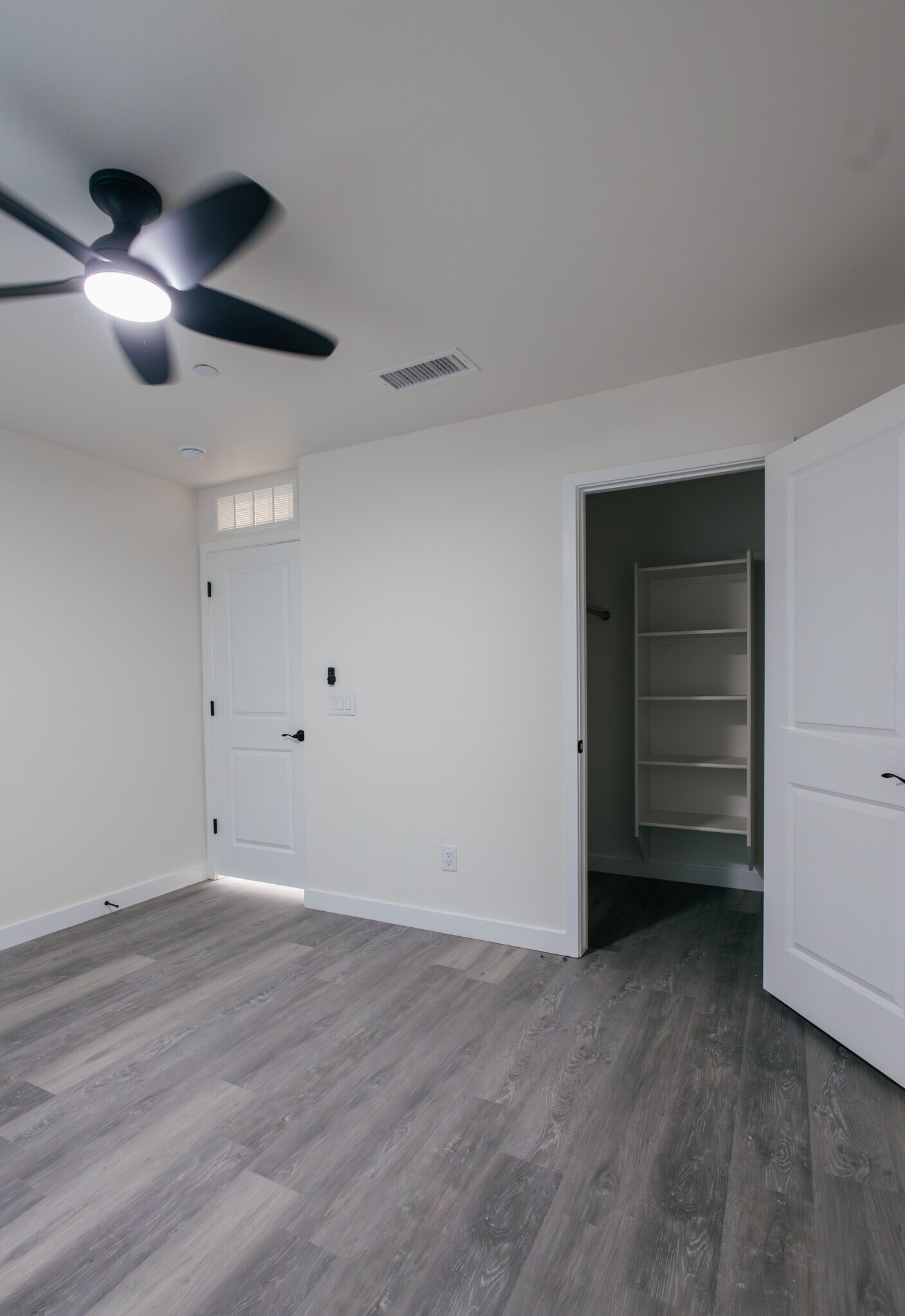 Building Photo - 1964 E Don Carlos Ave