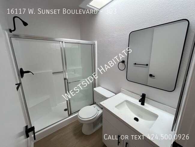 Building Photo - 16117 W Sunset Blvd