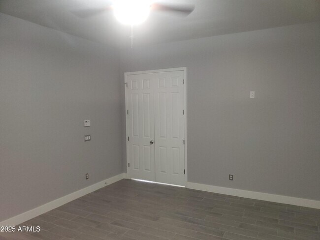 Building Photo - 26111 N 67th Dr