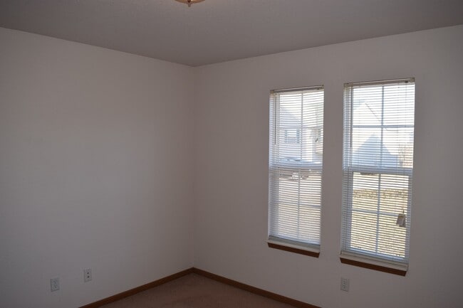Building Photo - 16865B Hurricane Ln