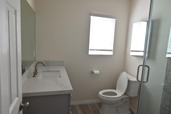 Building Photo - 20503 Madrona Ave