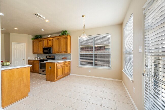 Building Photo - 7218 Broadelm Dr