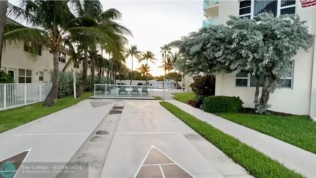 Building Photo - 6000 N Ocean Blvd