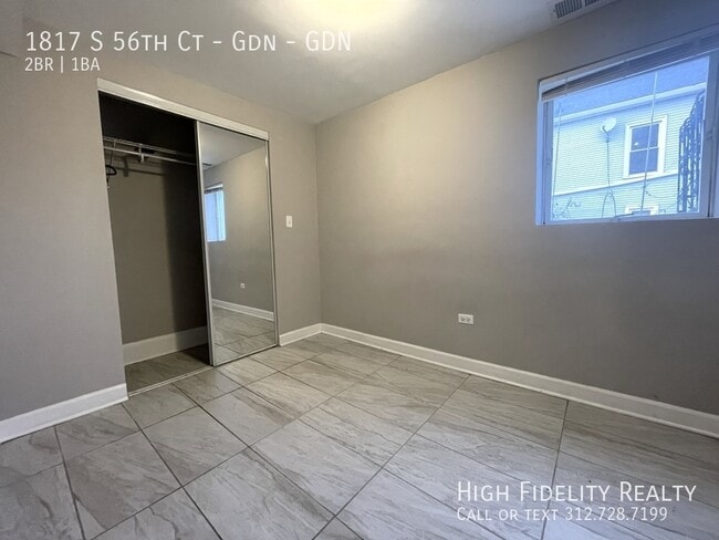 Building Photo - 1817 S 56th Ct