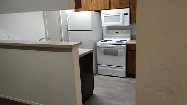 Building Photo - 16303 Lyons School Rd