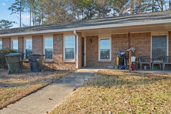 Building Photo - 5569 Everglades Trail