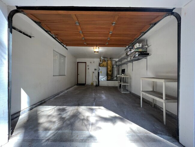 Building Photo - 861 Stanford Ave