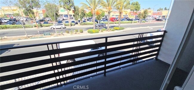 Building Photo - 10820 Long Beach Blvd