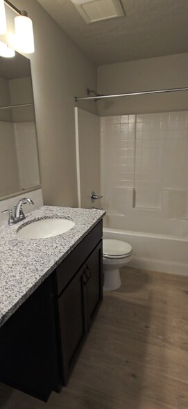 Building Photo - 17560 Barefoot Ridge Wy