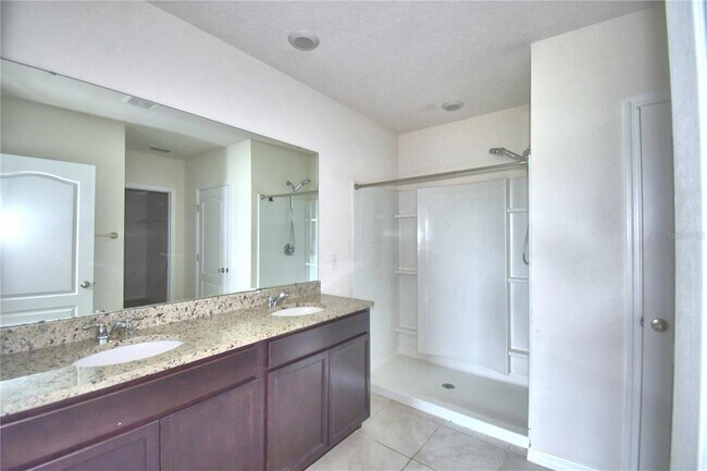 Building Photo - 5628 Siltstone St