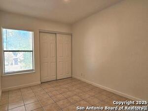 Building Photo - 6910 Country Elm
