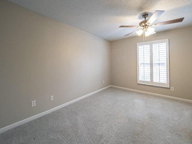 Building Photo - 655 Torrey Pines Dr