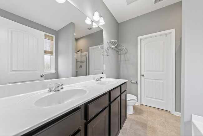 Building Photo - 1300 Riverbirch Way