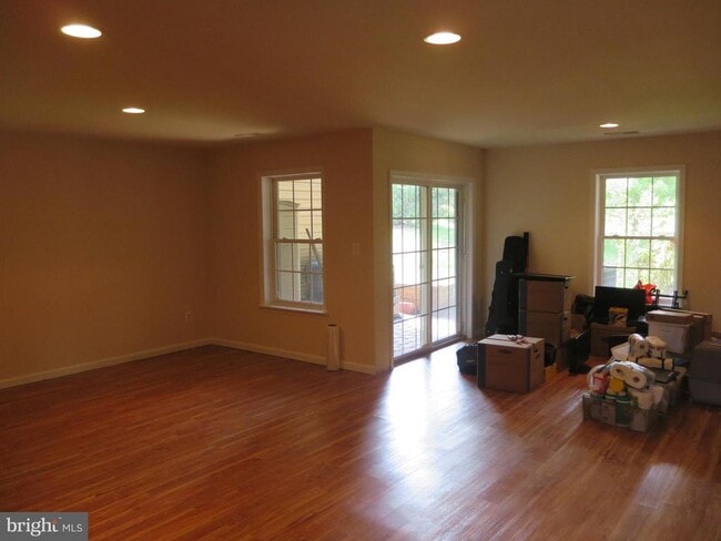 Building Photo - 1503 Shields Terrace NE