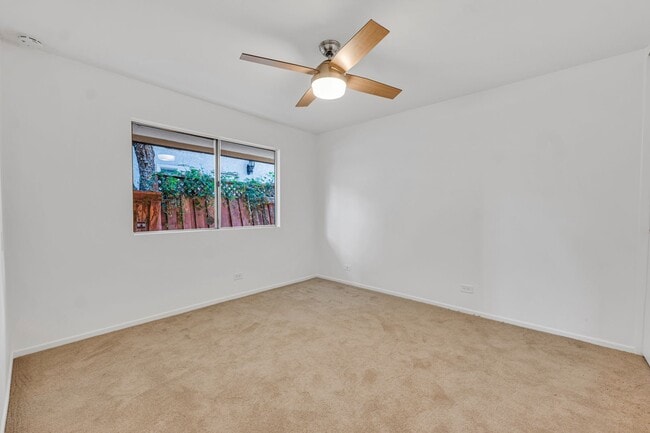 Building Photo - Perfect Entertaining Family Home with Larg...