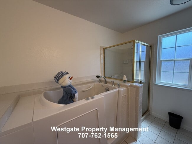Building Photo - 1417 Dandelion Way