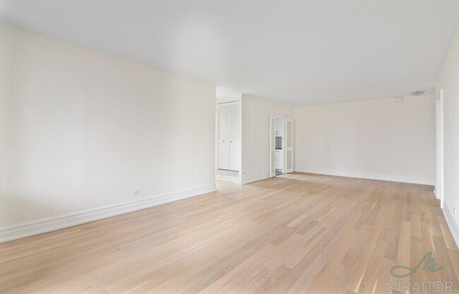 Building Photo - 2 bedroom in New York NY 10023